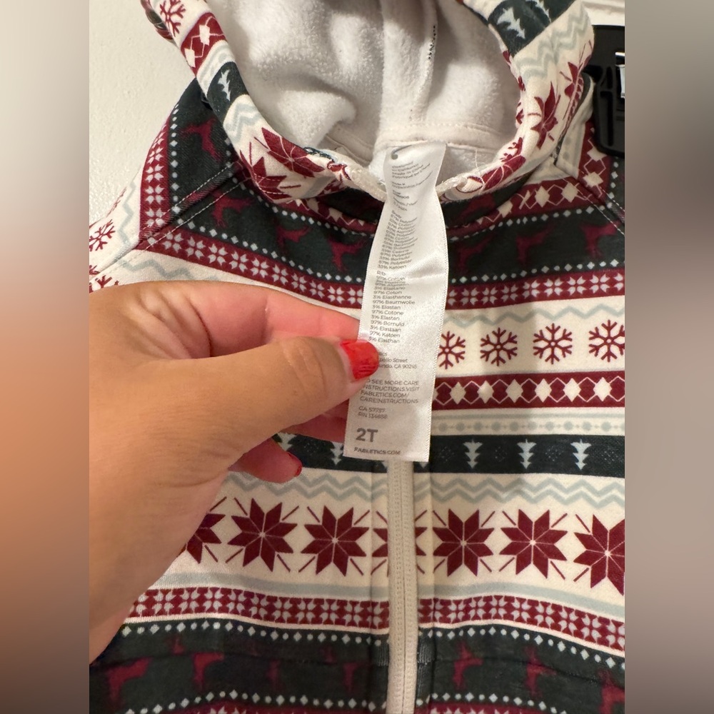 Fabletics Christmas The Kids Go-To Onesie Sz 2T - Picture 7 of 9